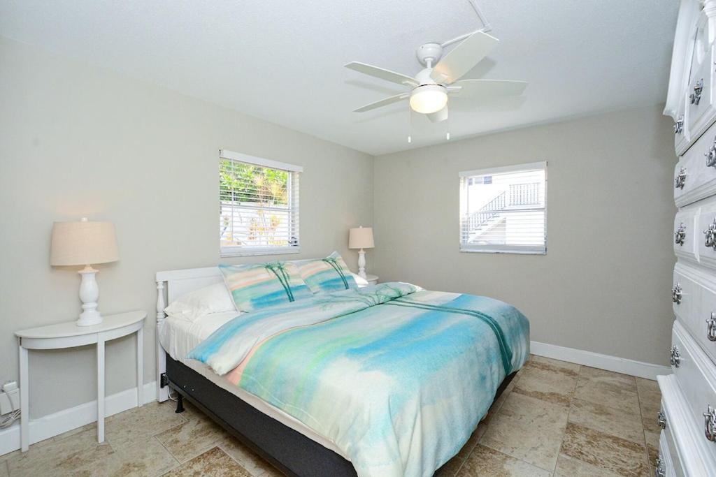 Canal 309 - Right In Siesta Key Village! 外观 照片