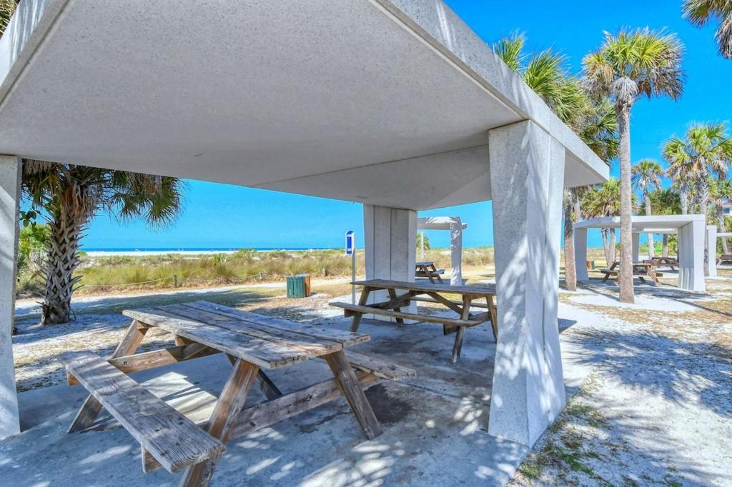 Canal 309 - Right In Siesta Key Village! 外观 照片