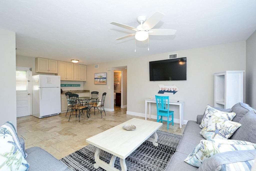 Canal 309 - Right In Siesta Key Village! 外观 照片