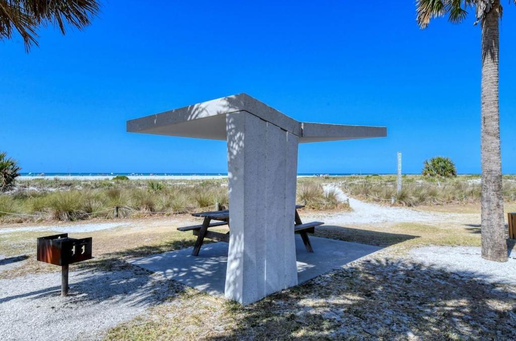 Canal 309 - Right In Siesta Key Village! 外观 照片